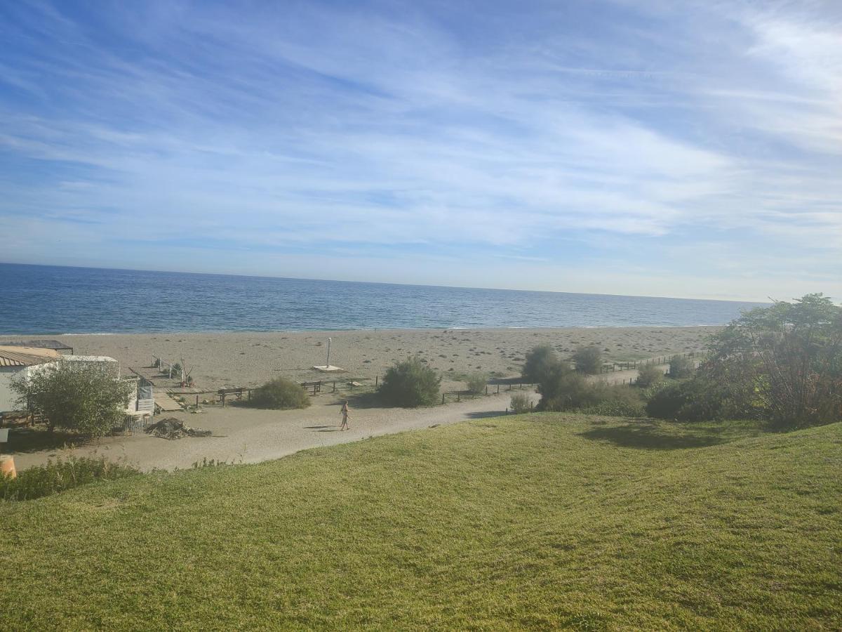 Apartamento Junto A La Playa Zona Tranquila Manilva Bagian luar foto