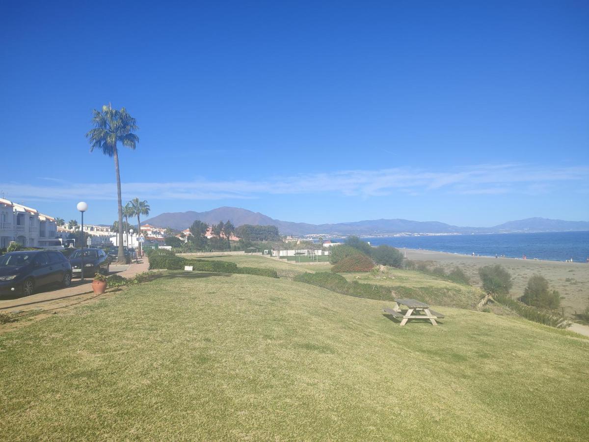 Apartamento Junto A La Playa Zona Tranquila Manilva Bagian luar foto