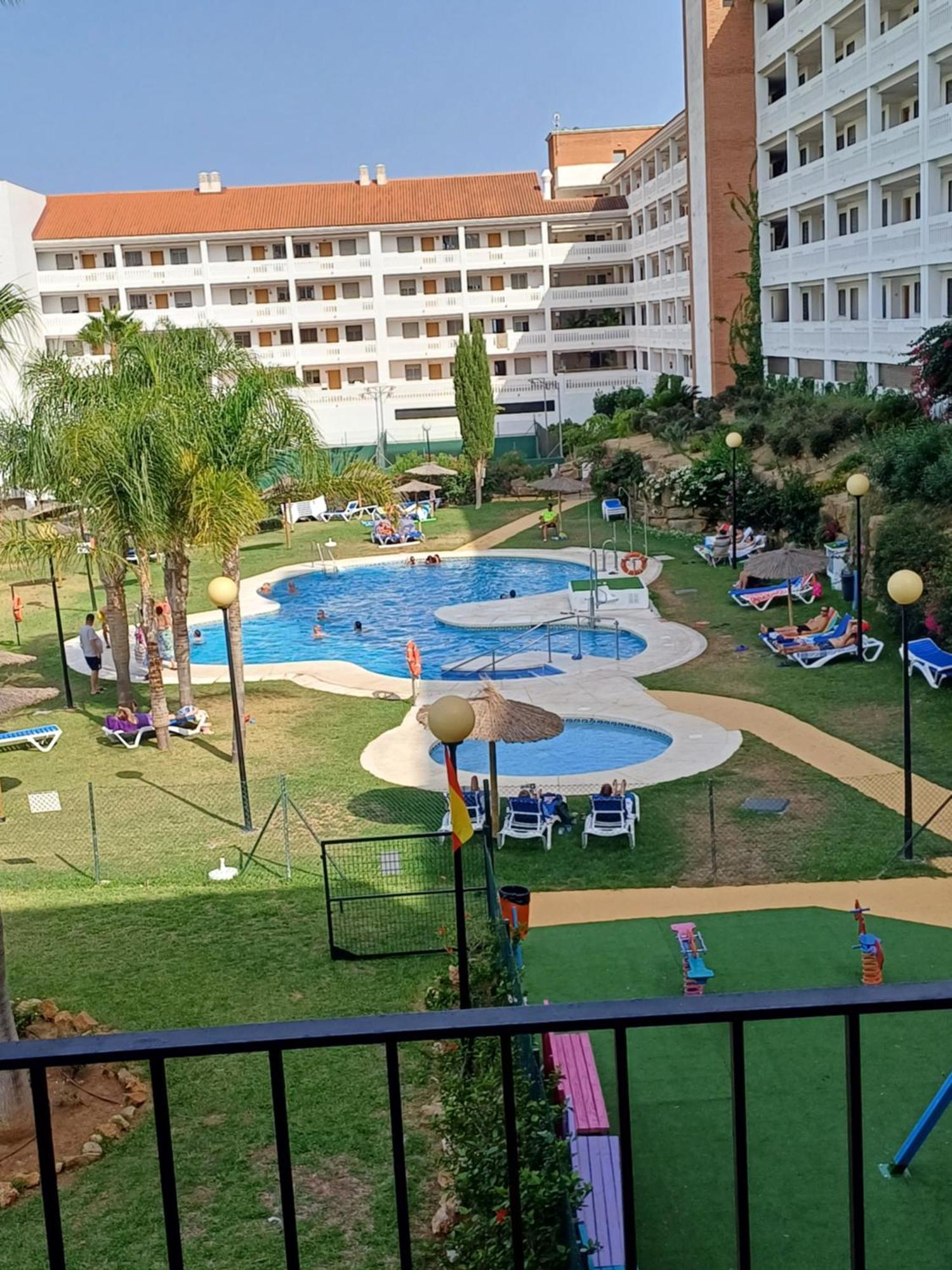 Apartamento Junto A La Playa Zona Tranquila Manilva Bagian luar foto